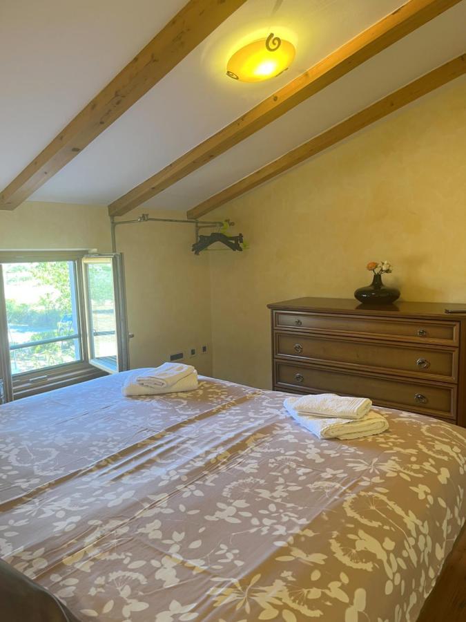 Holiday Home Valmoneda Ровінь Екстер'єр фото