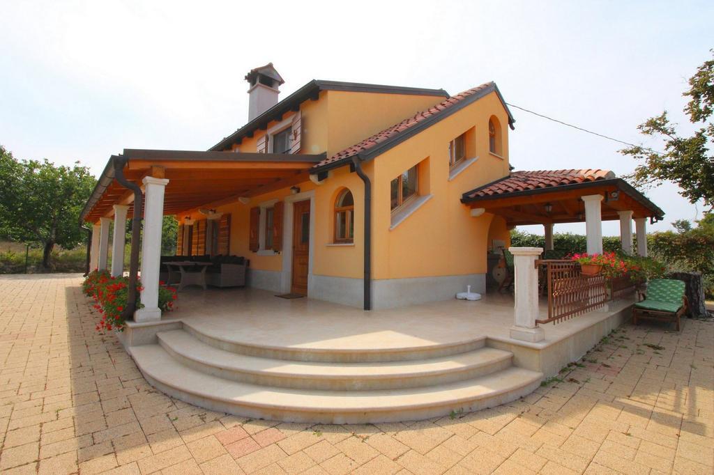 Holiday Home Valmoneda Ровінь Номер фото